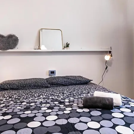 La Casa Di Martin Apartment *